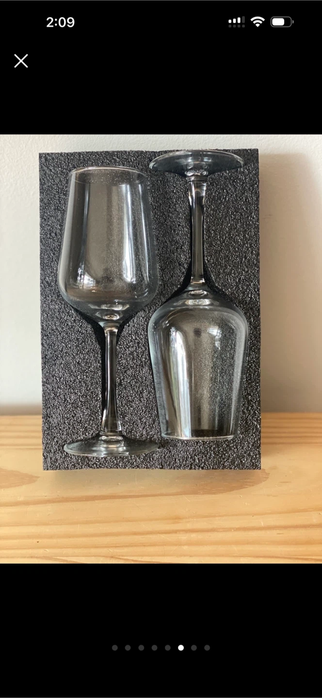 New! Wine Glasses Set of Two - photo 2