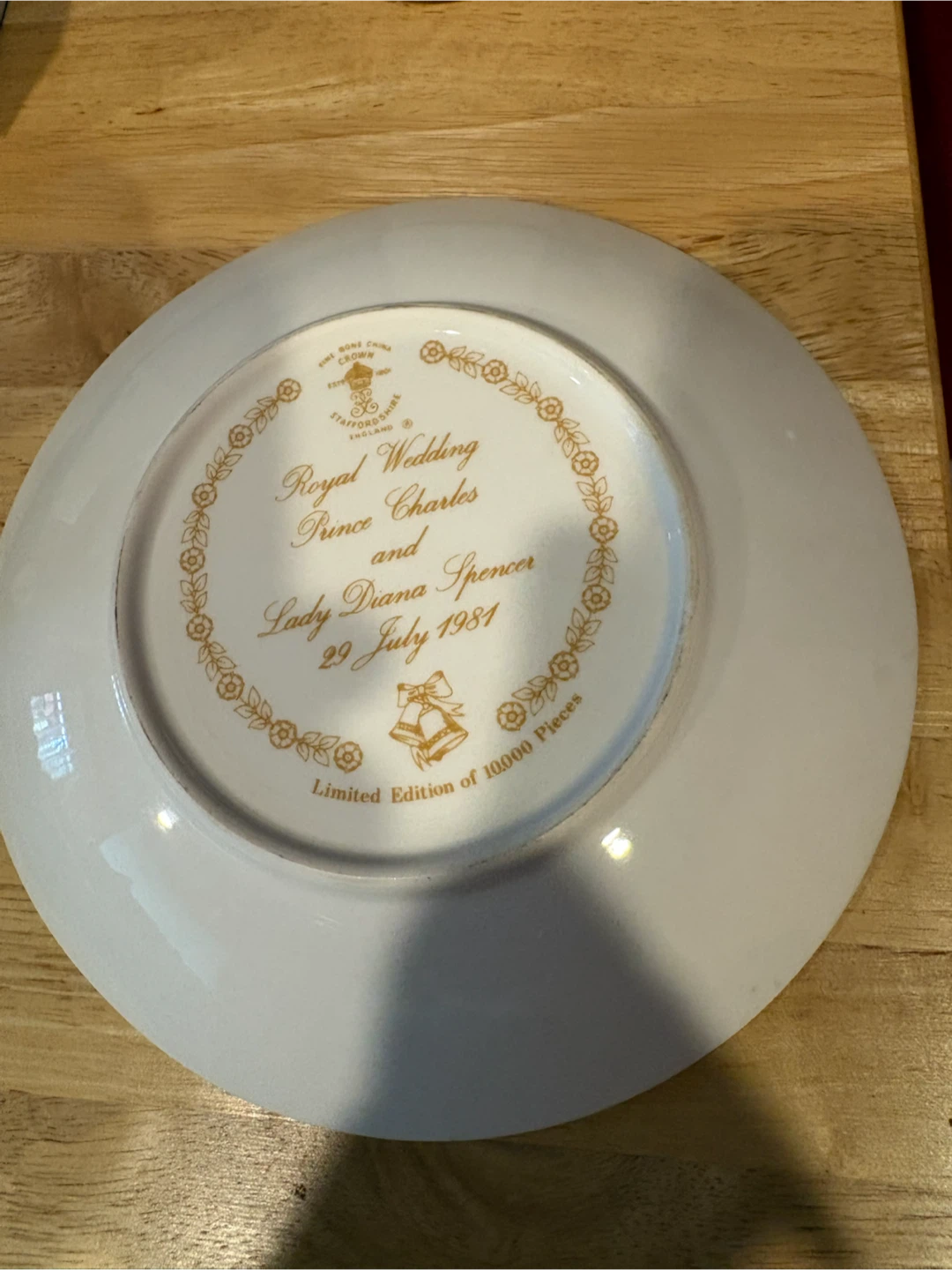 Crown Staffordshire Royal Wedding Commemorative Plate - photo 2