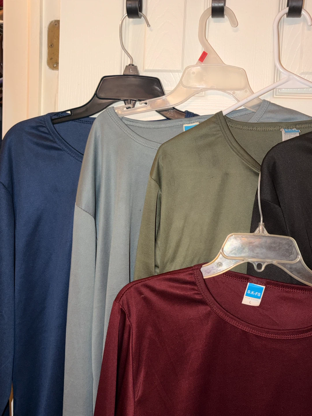 Set of 5 Assorted Long-Sleeve Moisture Wicking T Shirts Large - photo 5