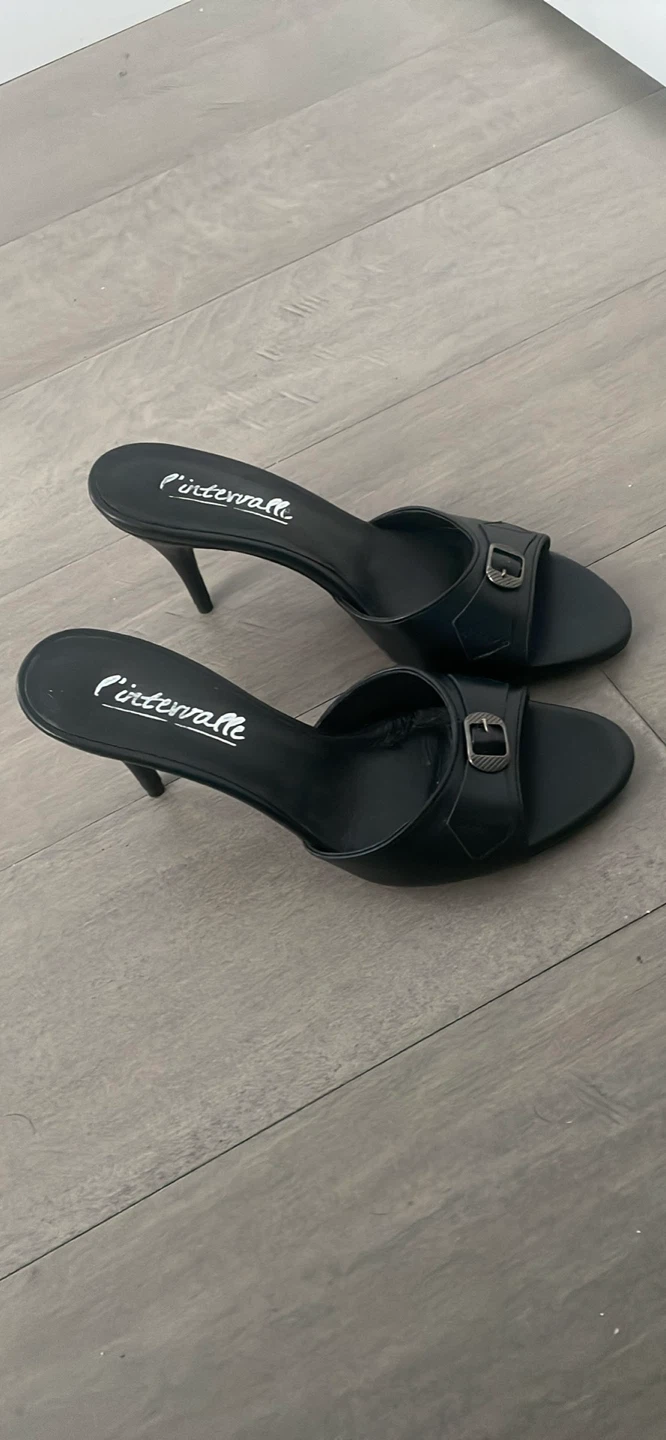 L'Intervalle Black Mules