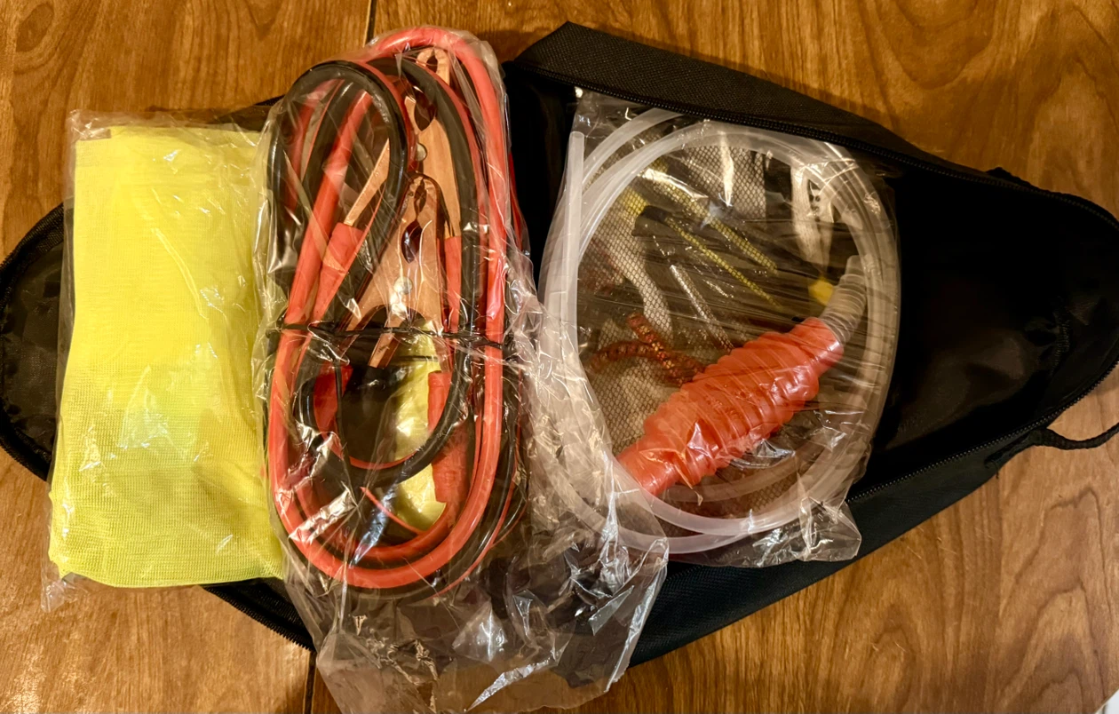 Emergency Car Roadside Safety Kit - photo 3
