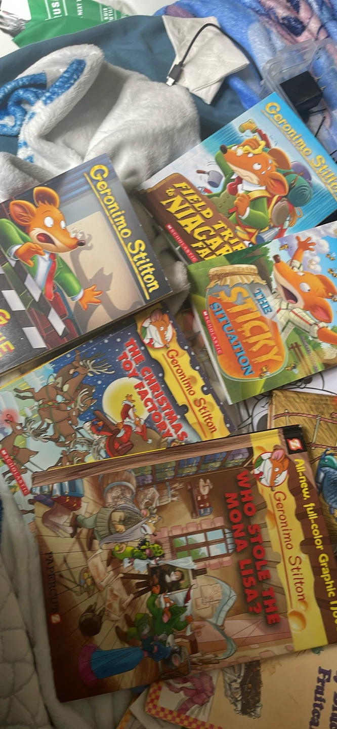 Assorted Children's Books Collection - photo 2