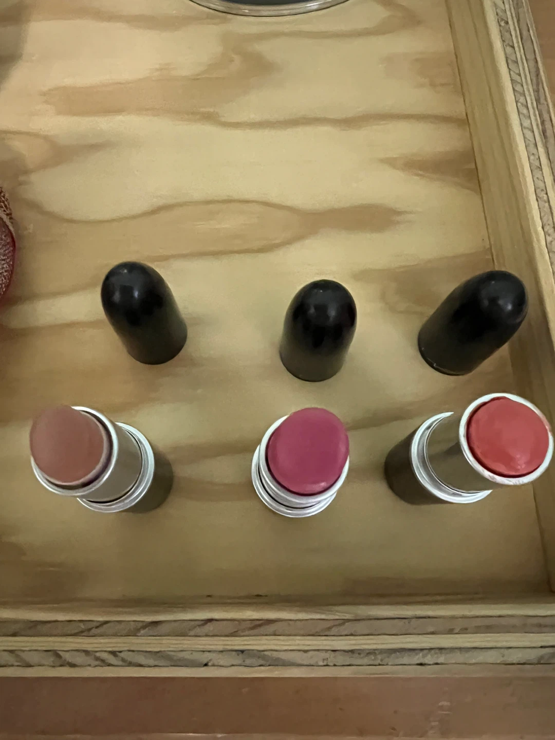 3 MAC Lipsticks - photo 2