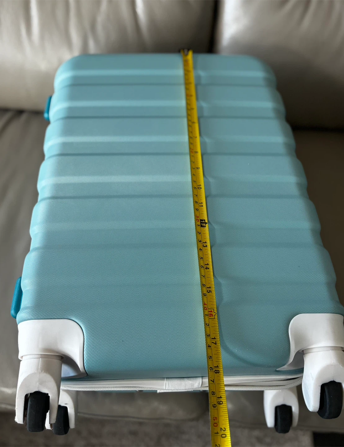 Light blue carry-on suitcase - photo 4