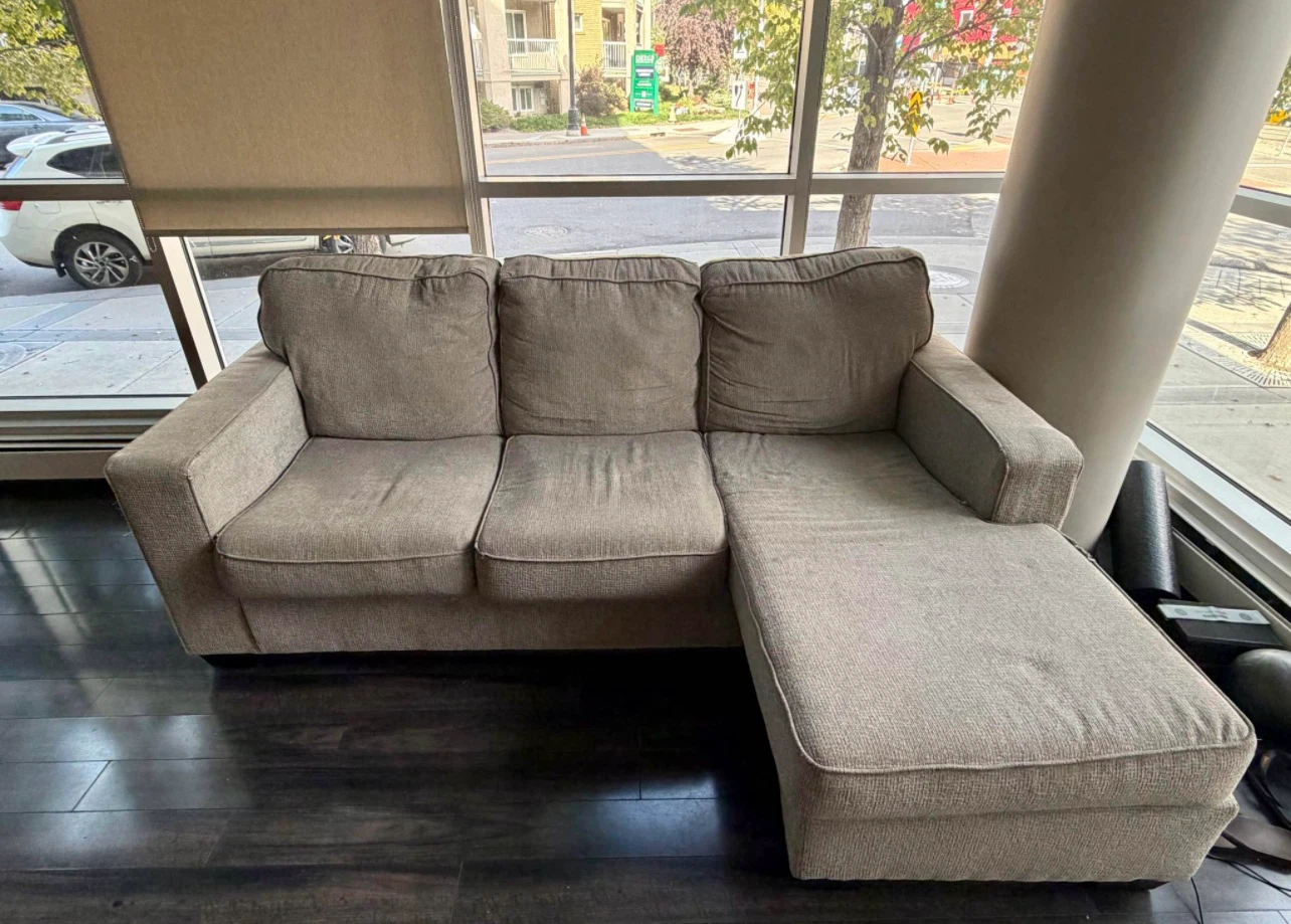 Reversible Light Grey Sectional Sofa with Chaise - photo 2