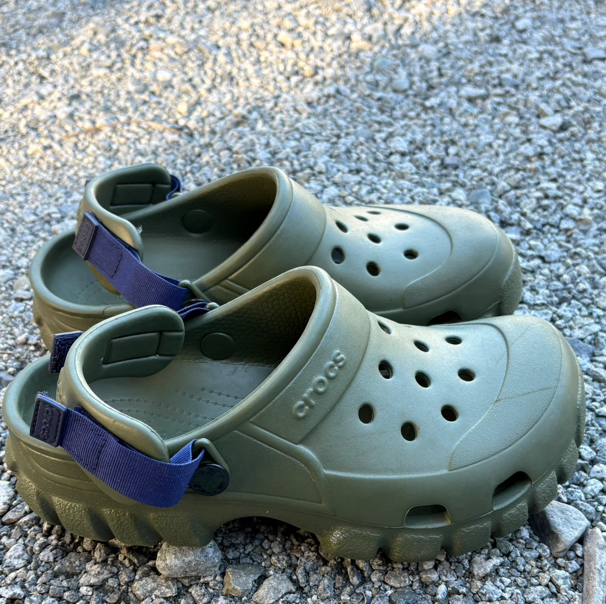 Unisex Olive Green off-road Crocs  Clogs.. men’s 5 women’s 7 - photo 2