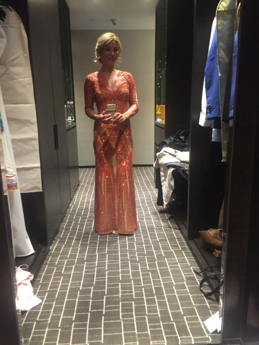 Jenny Packham Orange Sequined Evening Gown - photo 2