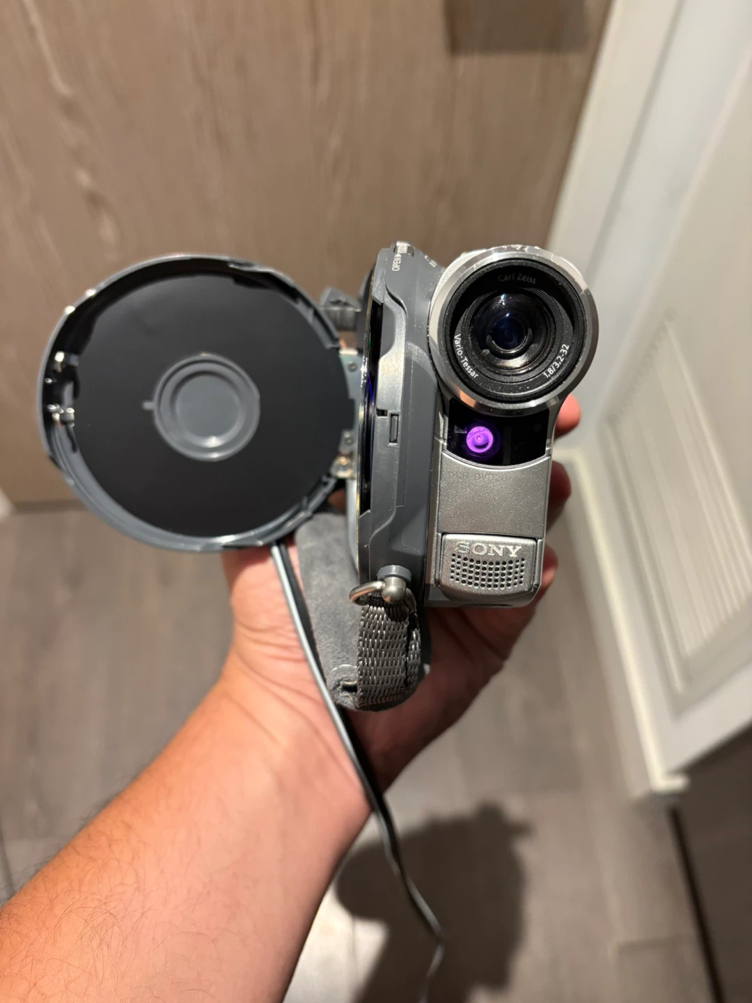 Sony Handycam DVD Camcorder- working- vintage! - photo 2