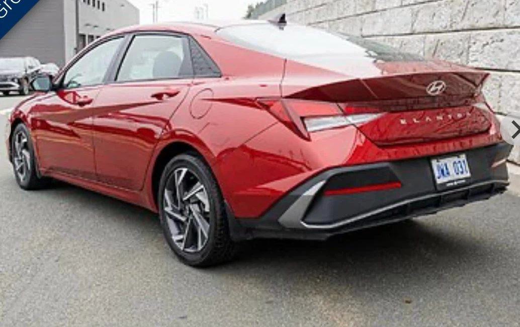 2025 Hyundai Elantra - photo 4