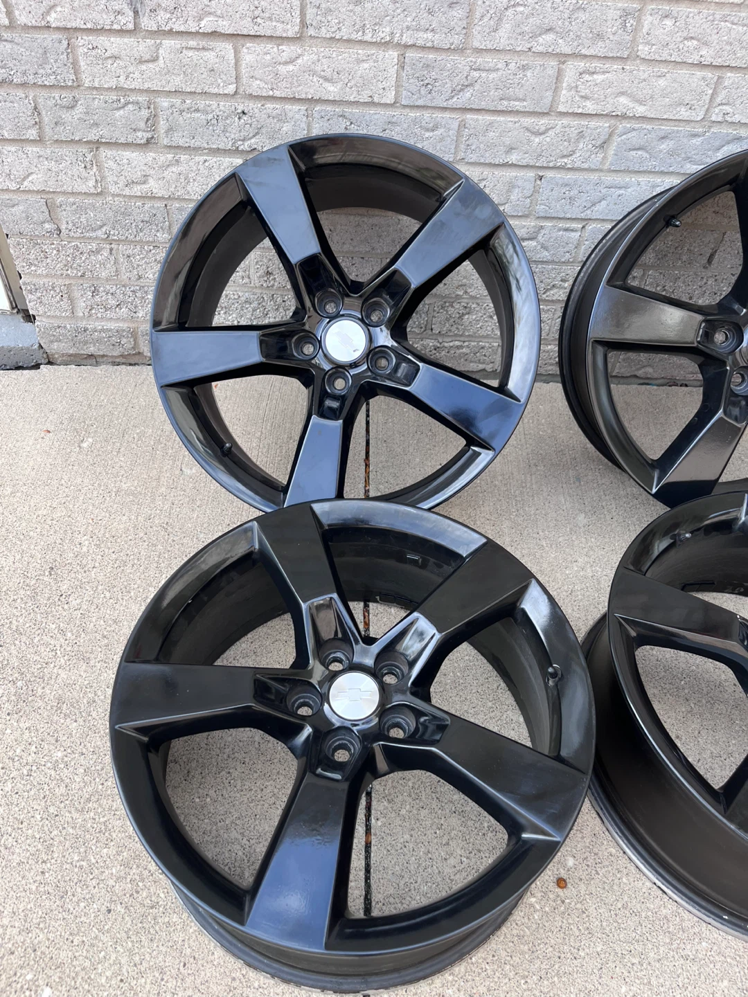 OEM Chevrolet Camaro Rims - photo 3