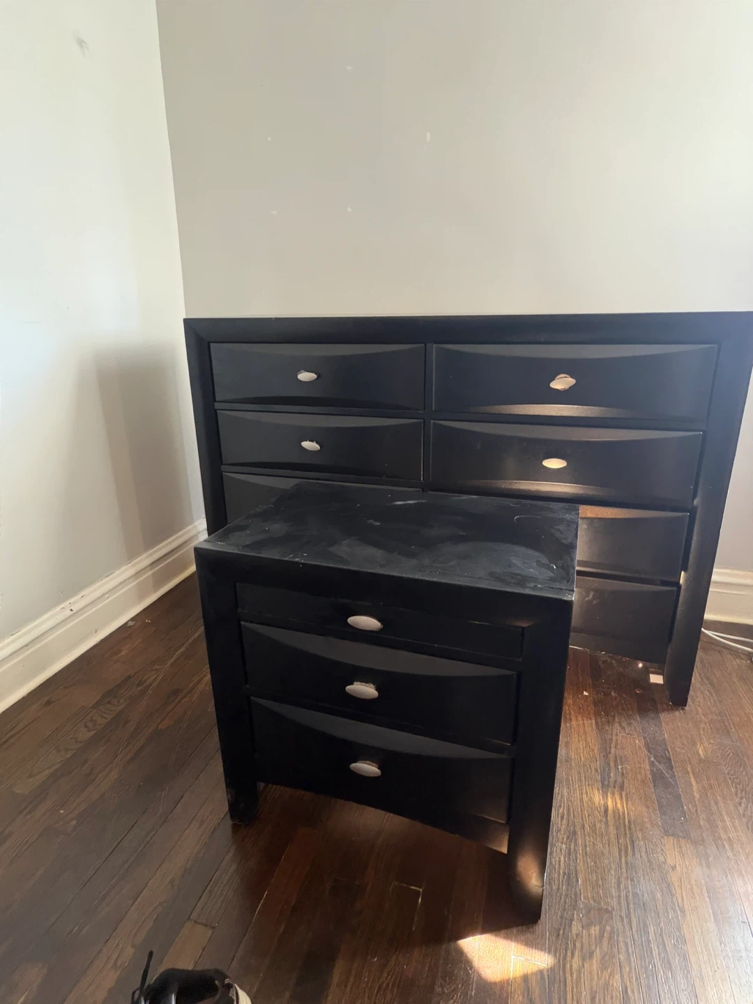 Black Dresser and Matching Nightstand Set - photo 3