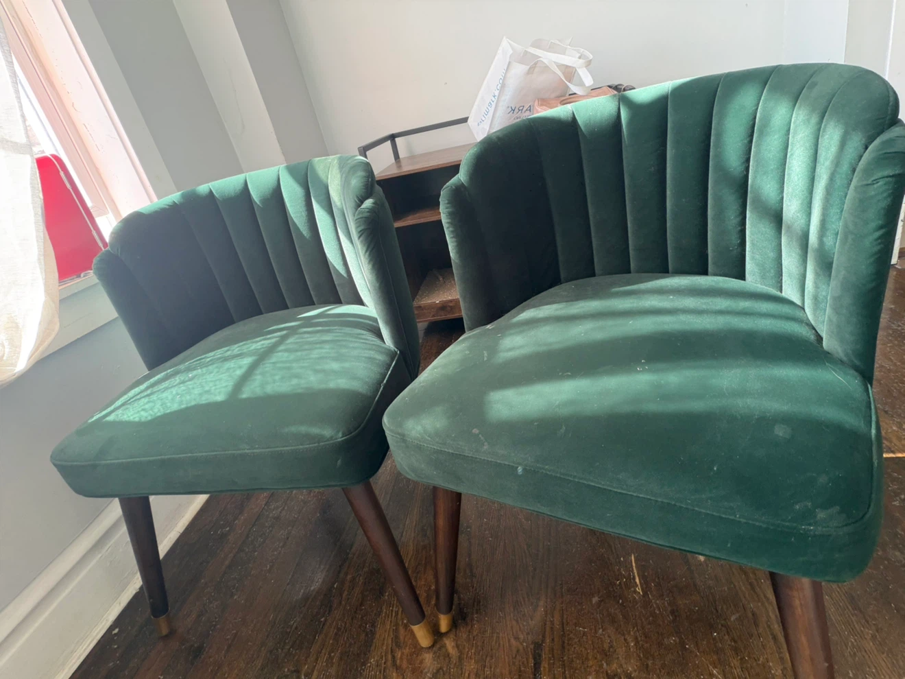 Set of Two Green Velvet Accent Chairs - photo 3