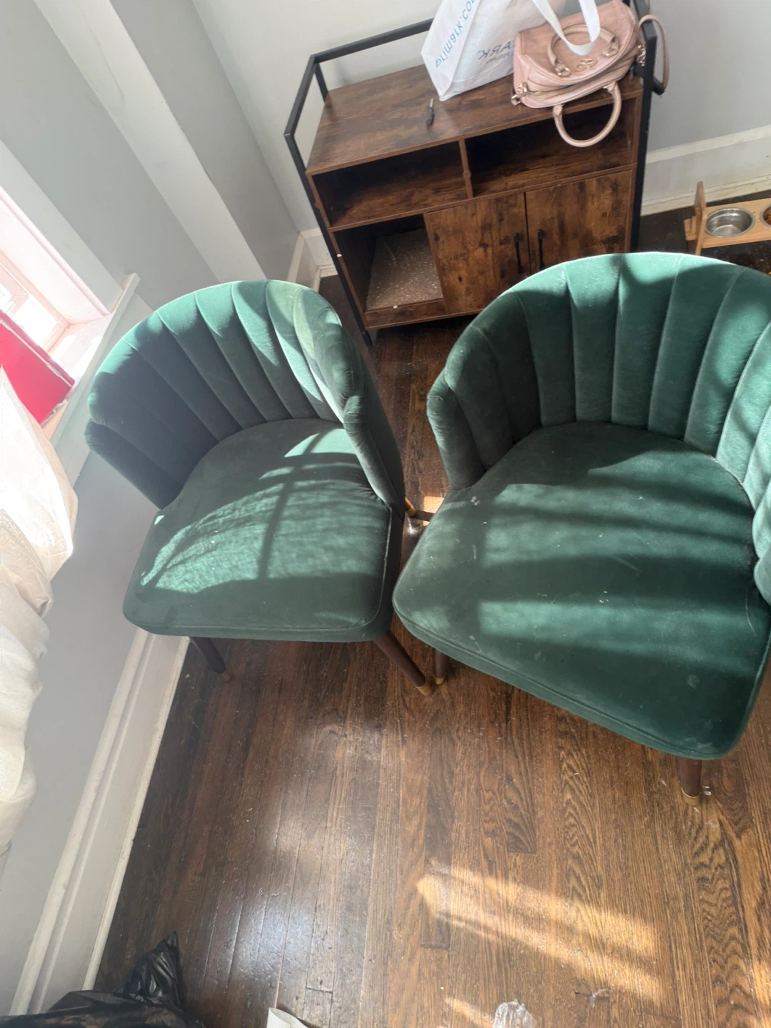 Set of Two Green Velvet Accent Chairs - photo 4