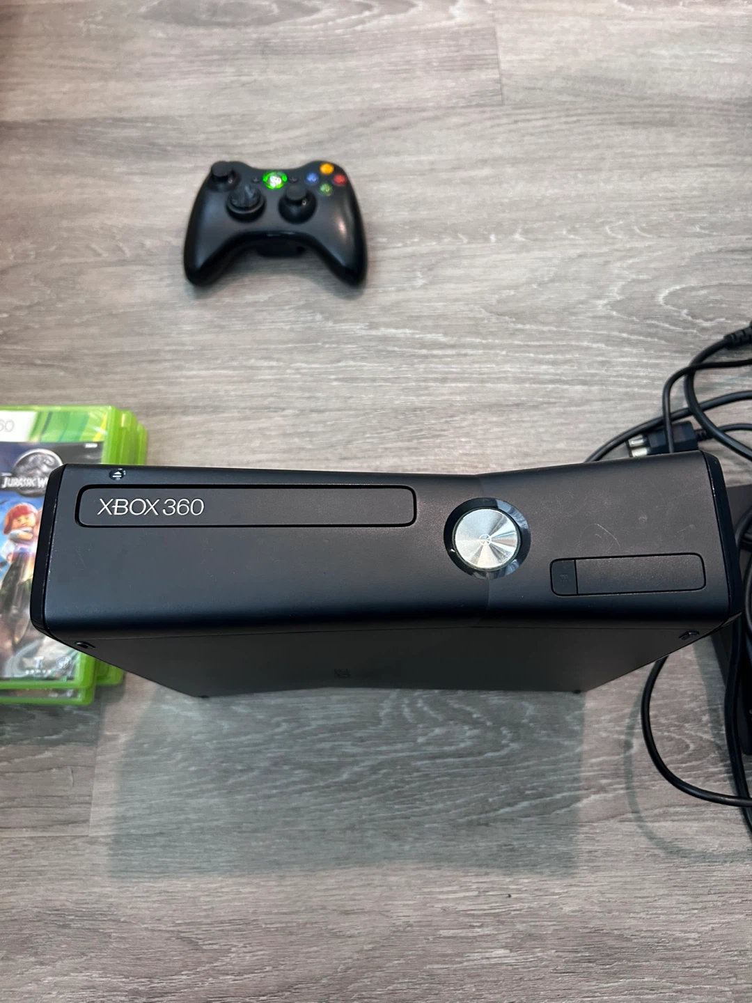 Xbox 360 Console with Controller and 5 Games - photo 4
