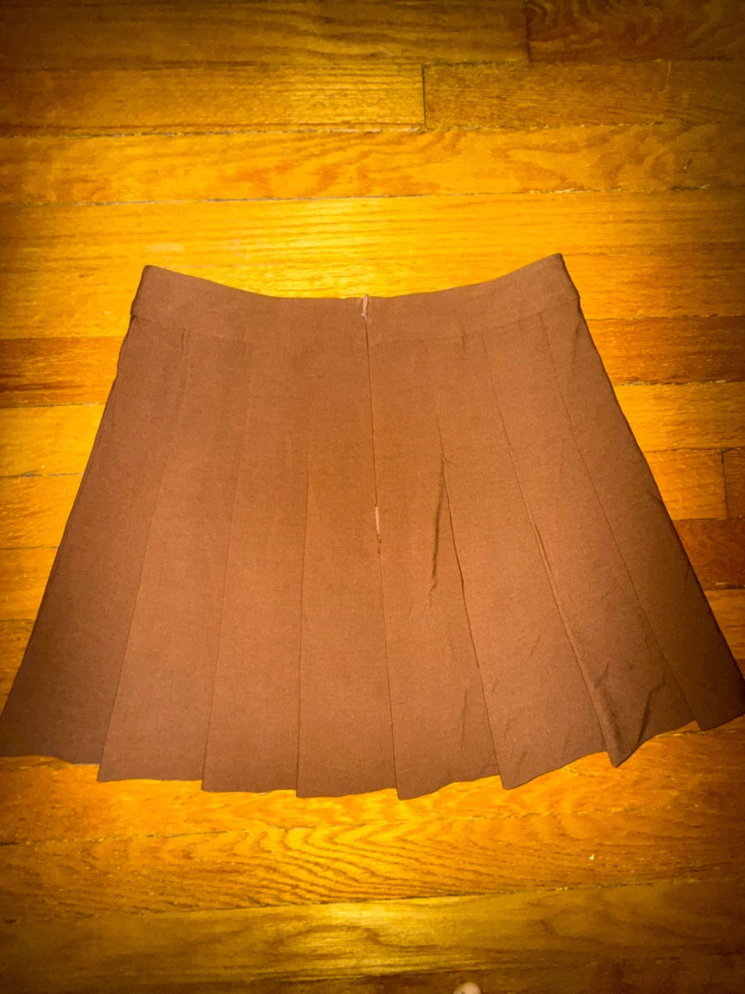 Aritzia Sunday Best brown pleated skirt - photo 2