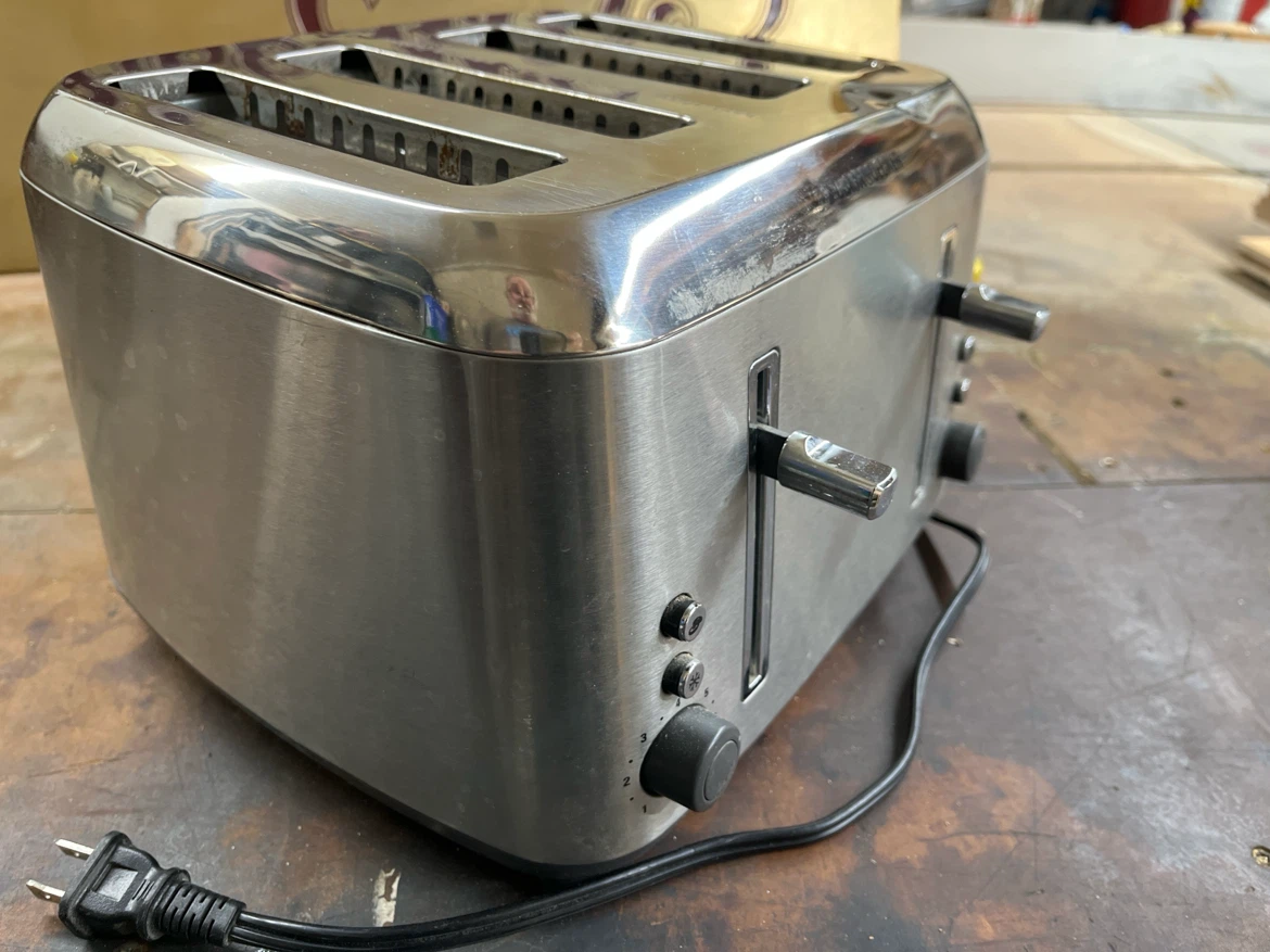 Black & Decker 4-Slice Stainless Steel Toaster - photo 3