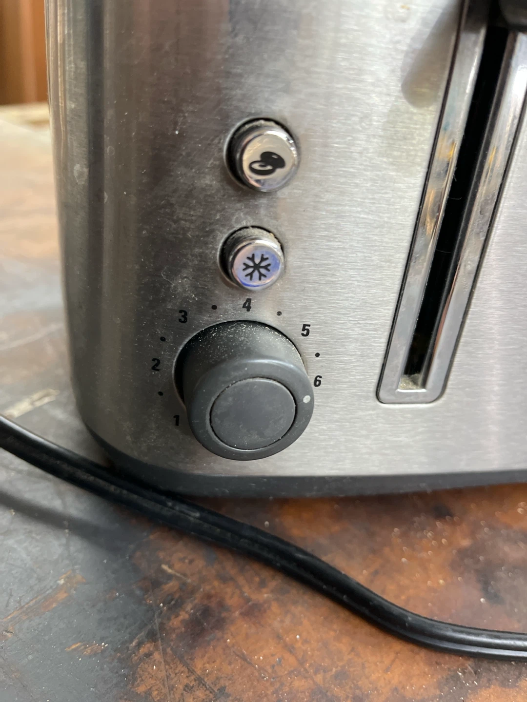 Black & Decker 4-Slice Stainless Steel Toaster - photo 4