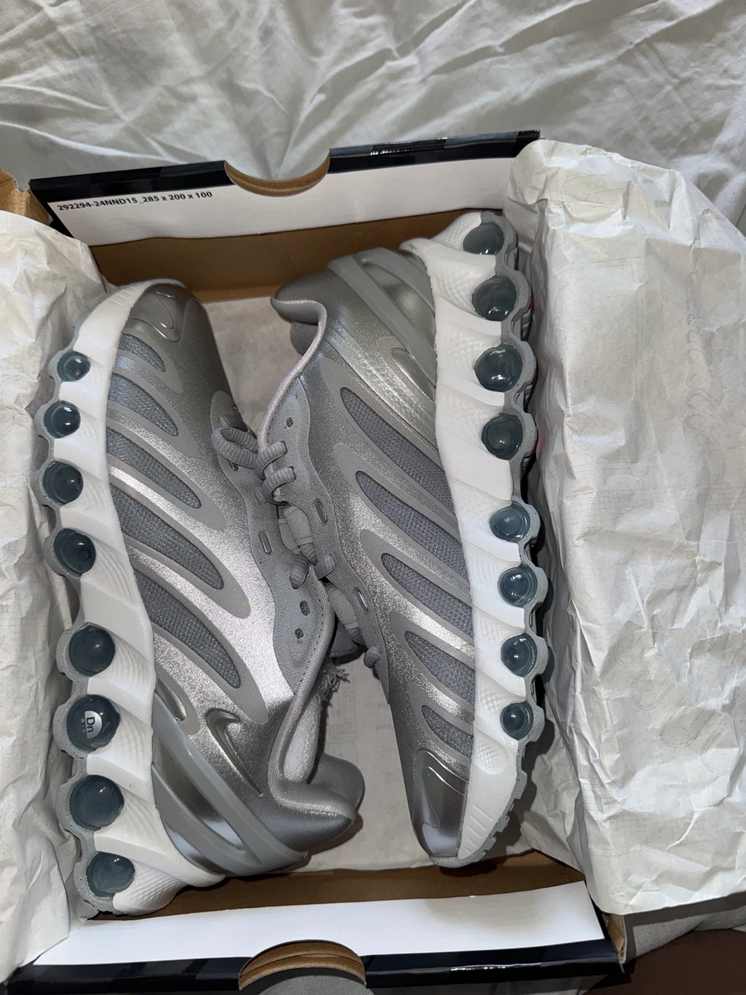 Nike Air Max Dn8 Wolf Grey Metallic Silver - photo 2