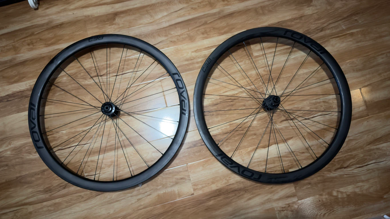 Roval C38 Carbon Road Bike Wheelset - photo 2