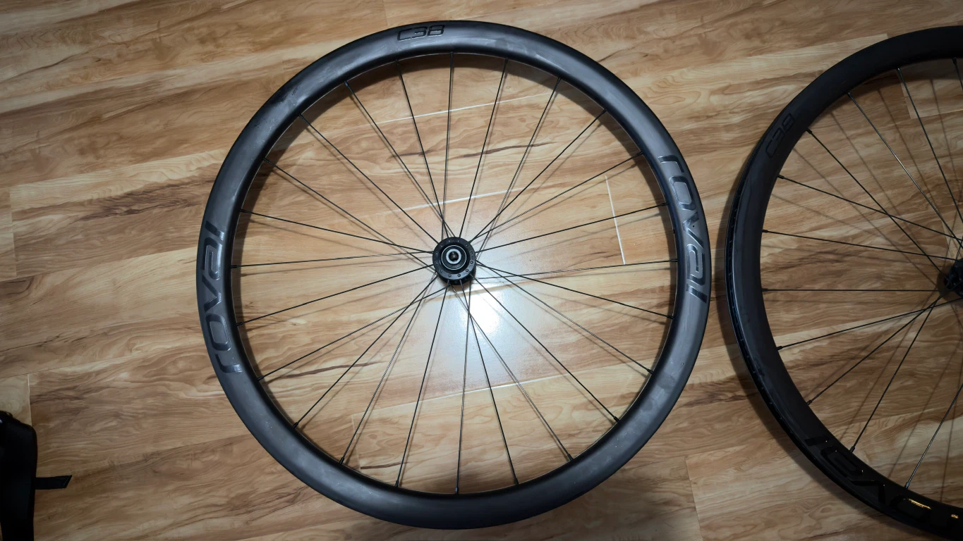 Roval C38 Carbon Road Bike Wheelset - photo 3