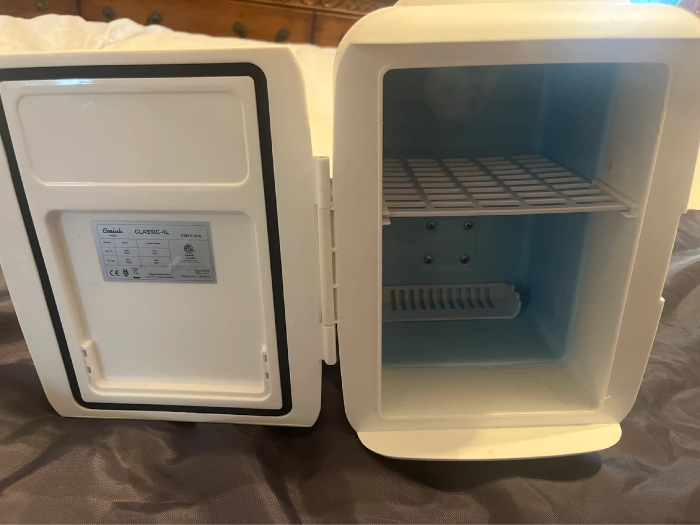 Cooluli Classic 4L Mini Fridge - photo 2