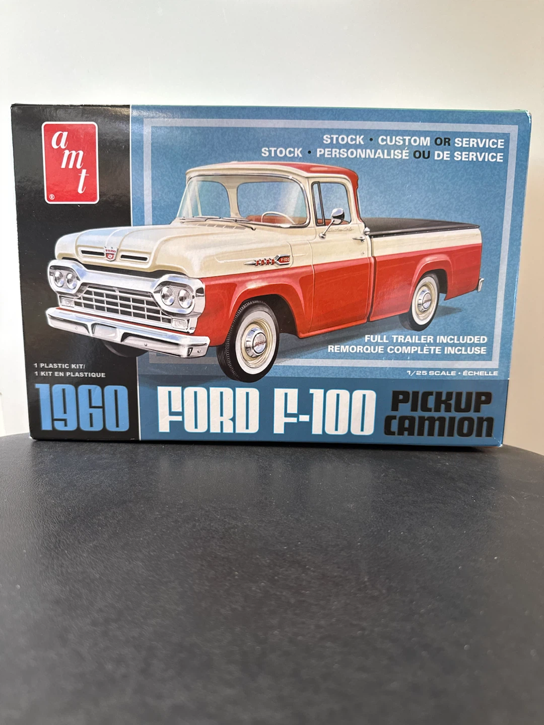 AMT 1960 Ford F-100 Pickup Model Kit