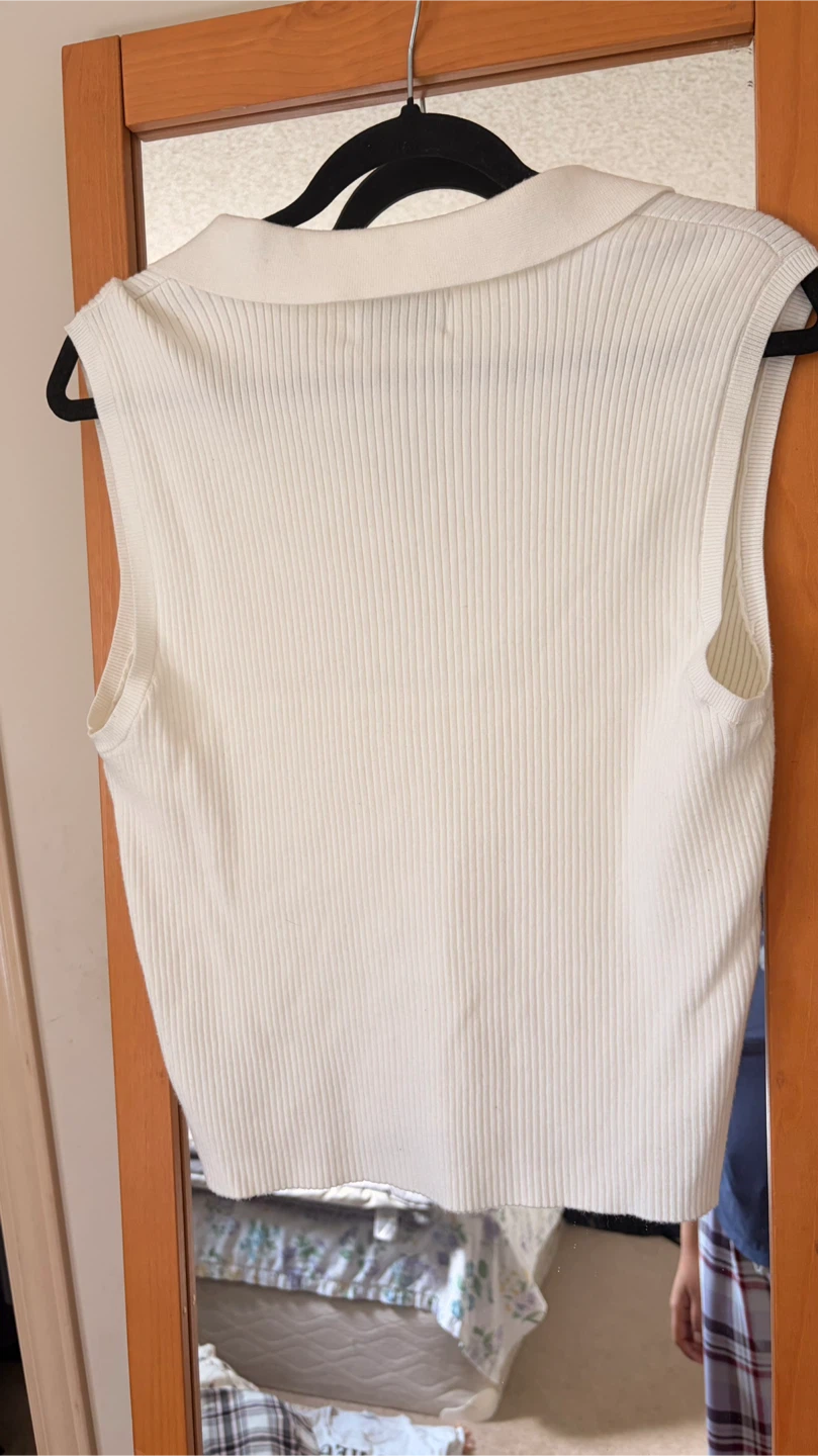 Old Navy Ribbed Collared Sweater Vest - photo 2