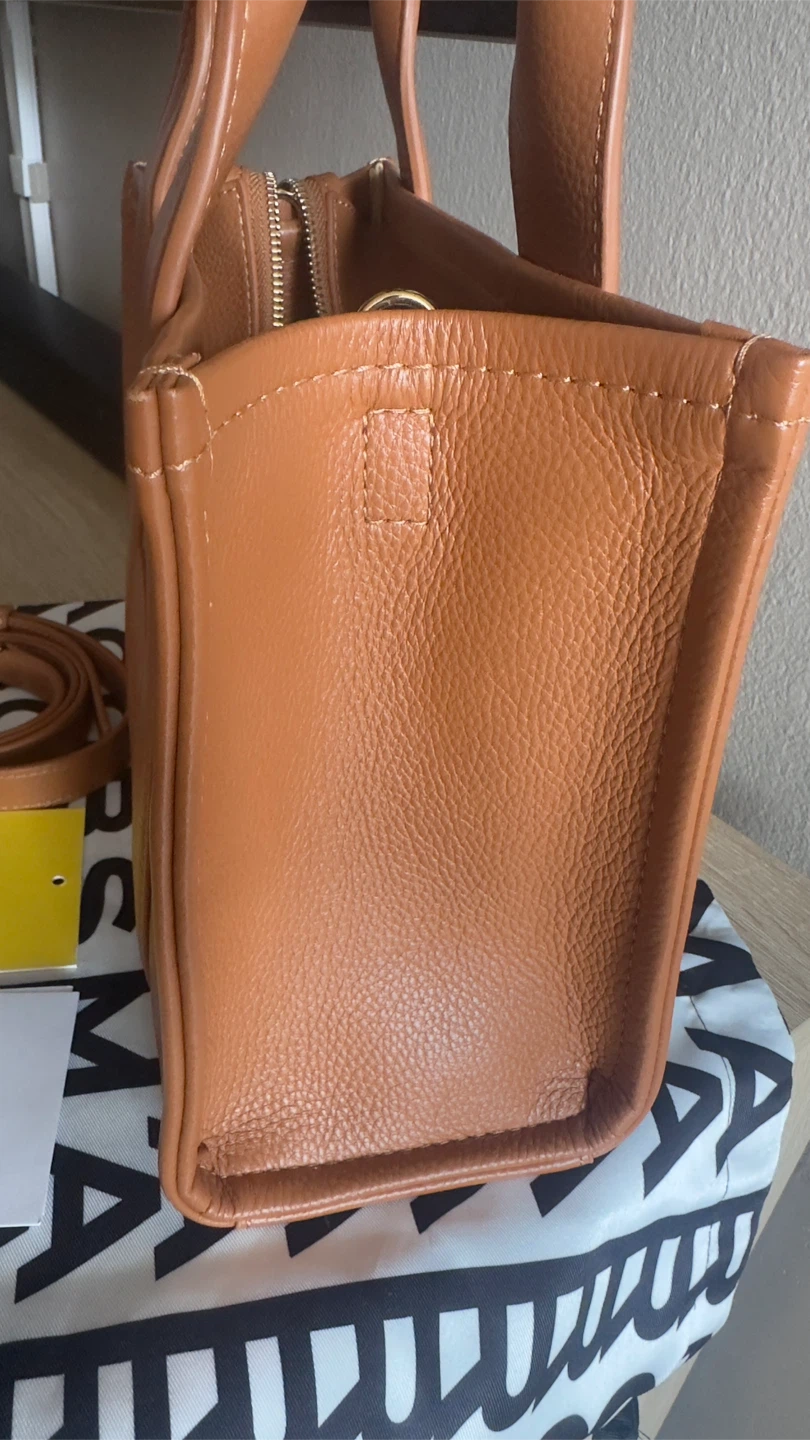 Marc Jacobs The Leather Tote Bag Small Argan Oil - photo 4