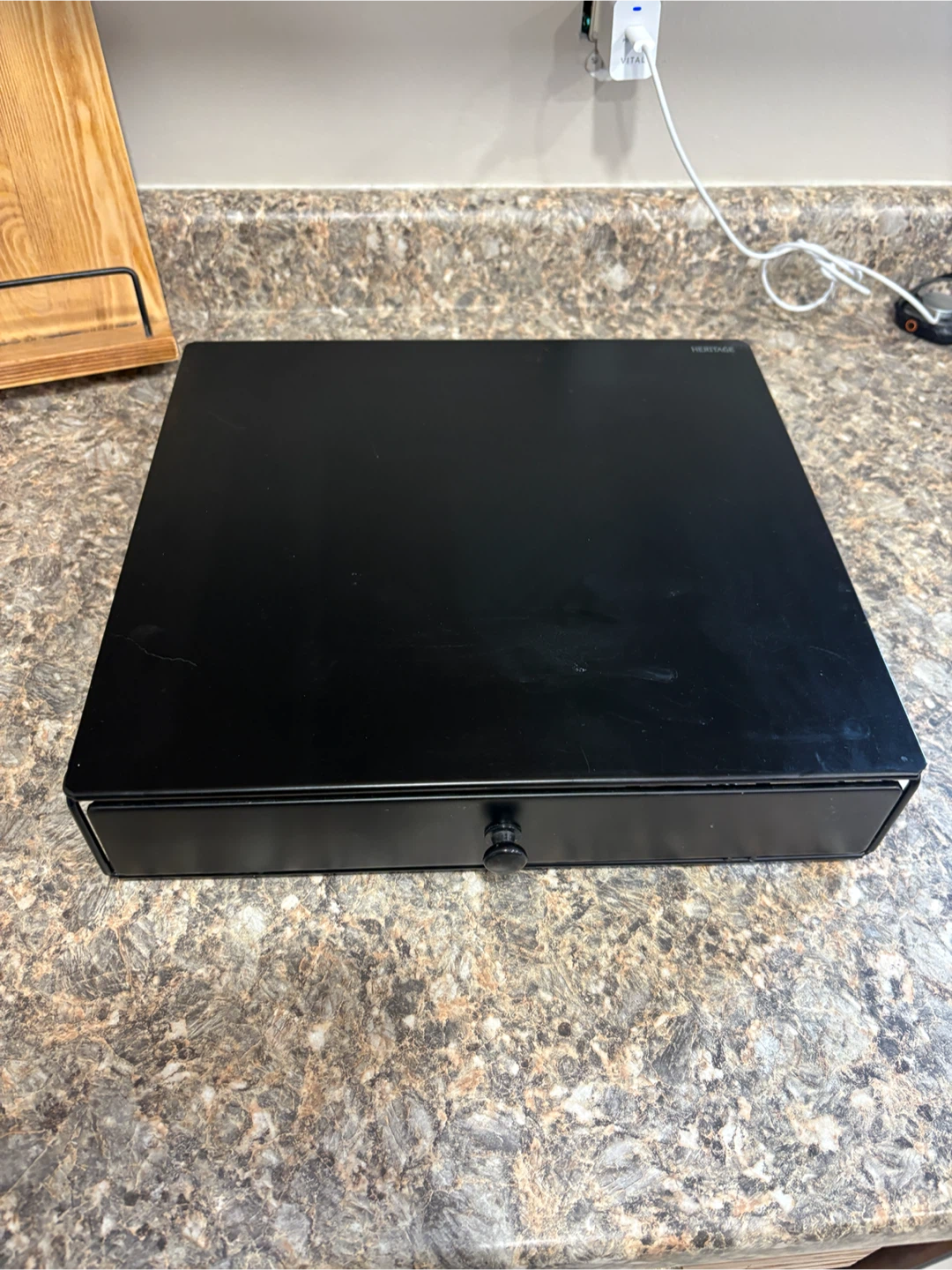 Heritage The Rock Black Coffee Pod Drawer