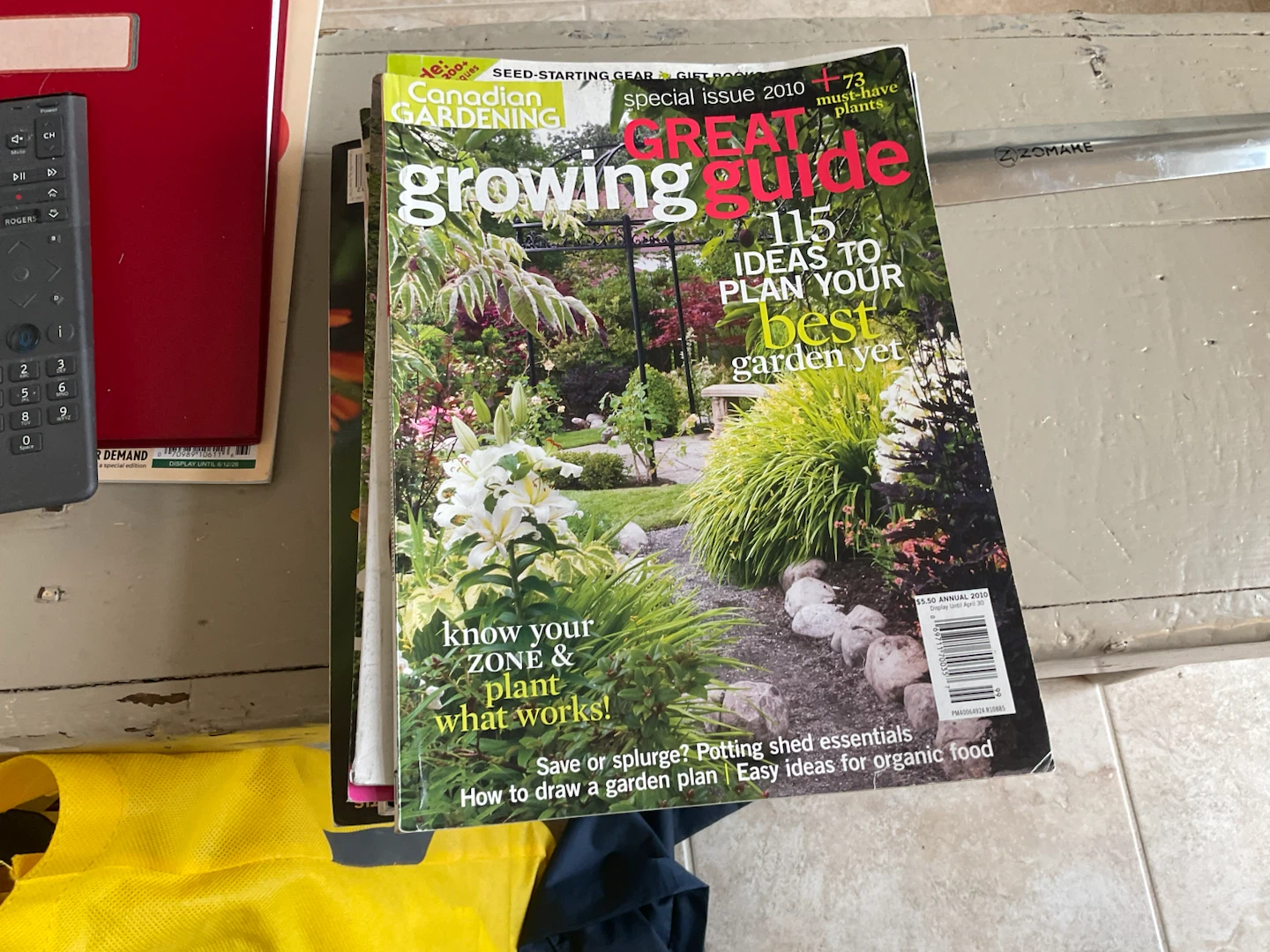 Canadian Gardening 2010 Growing Guide Magazine