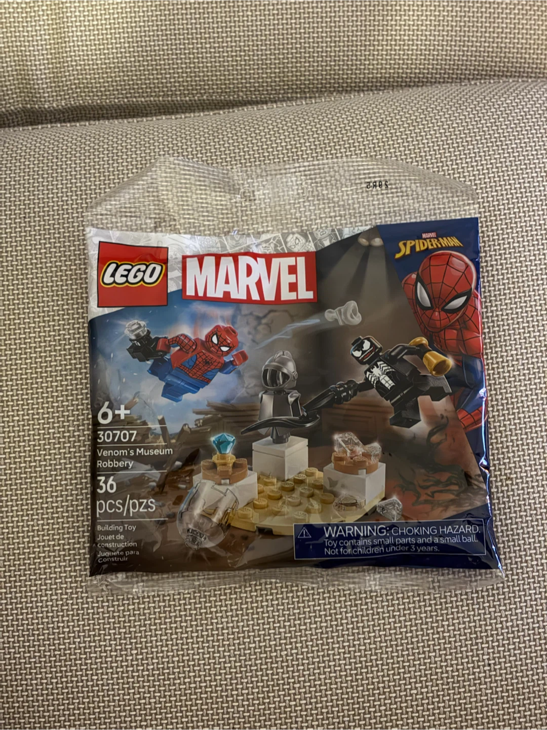 LEGO Marvel Venom's Museum Robbery 30707
