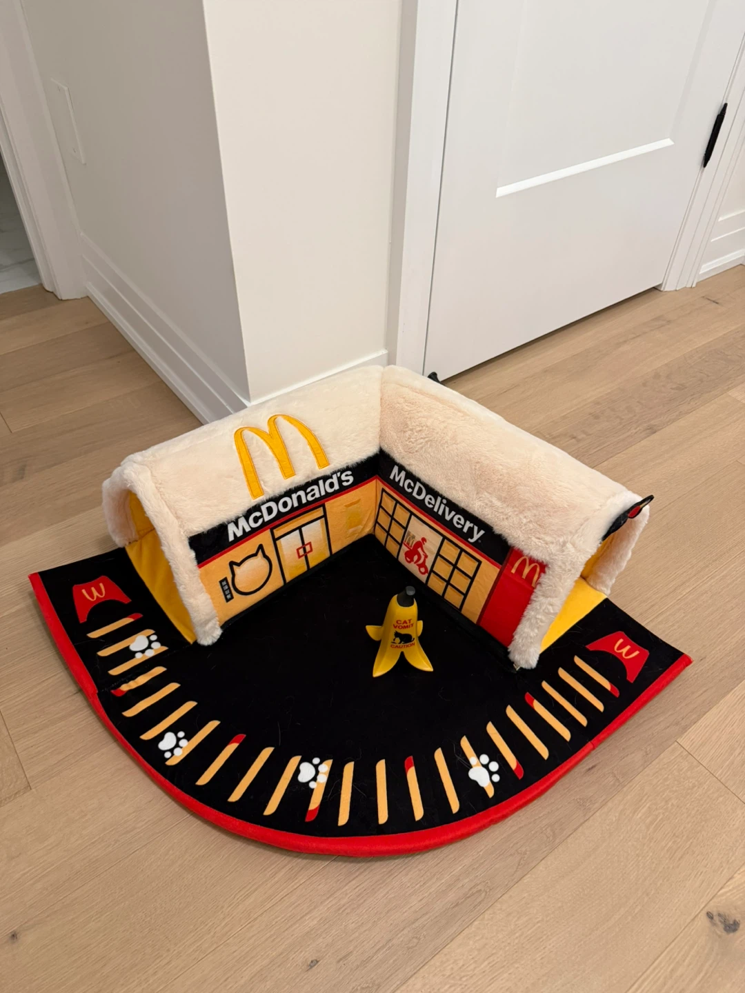 McDonald's McDelivery Cat Bed