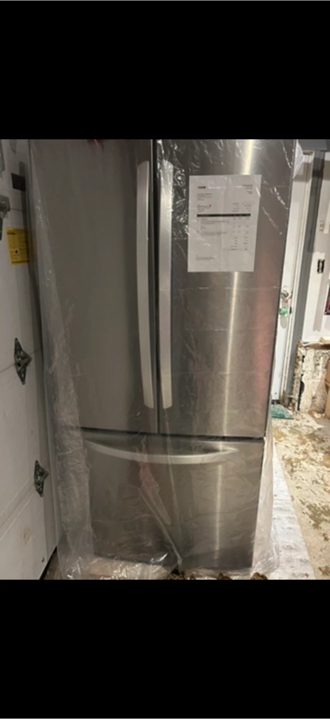 LG Stainless Steel French Door Refrigerator 33”