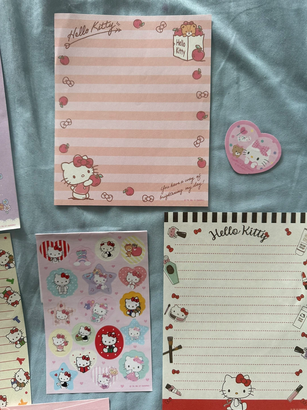 Hello Kitty Stationery Set - photo 4