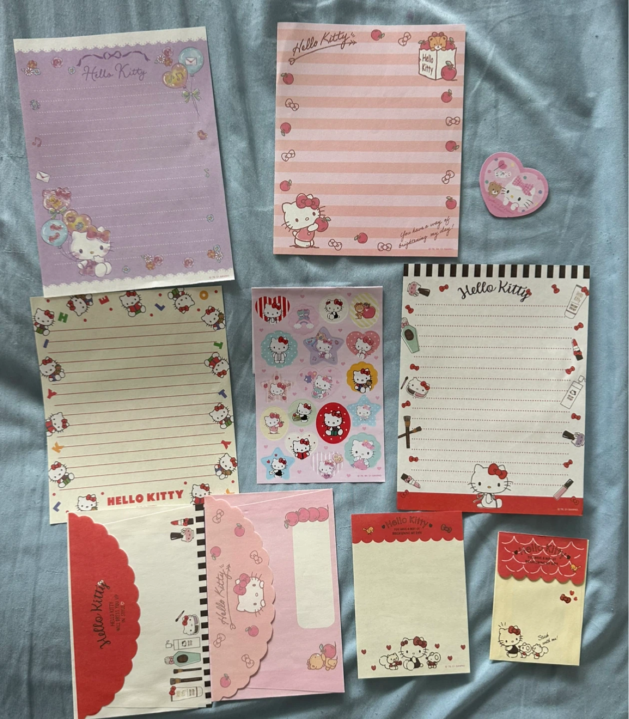 Hello Kitty Stationery Set