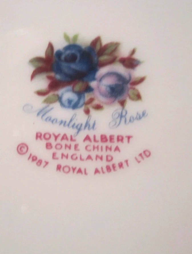 Gorgeous!Rare!Vintage Royal Albert Moonlight Rose tea pot - photo 5