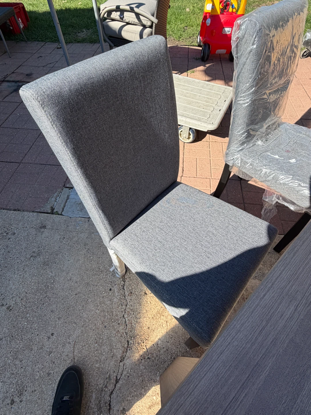 Dining table and 4 chairs set - photo 5