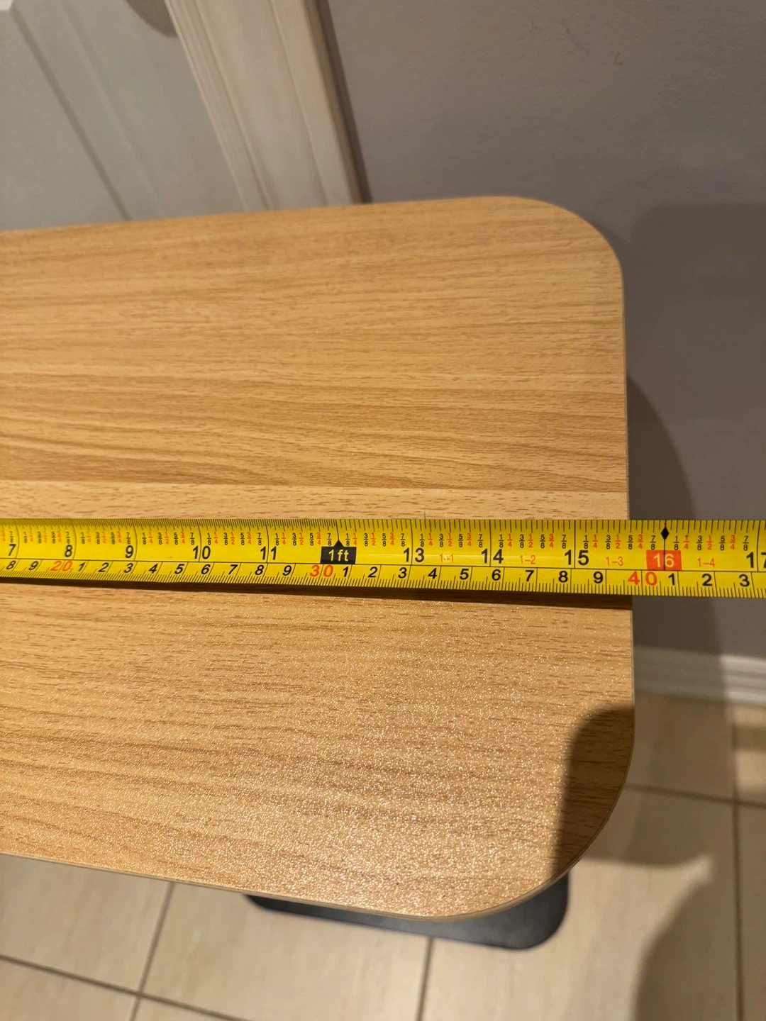 Adjustable height side table - photo 4