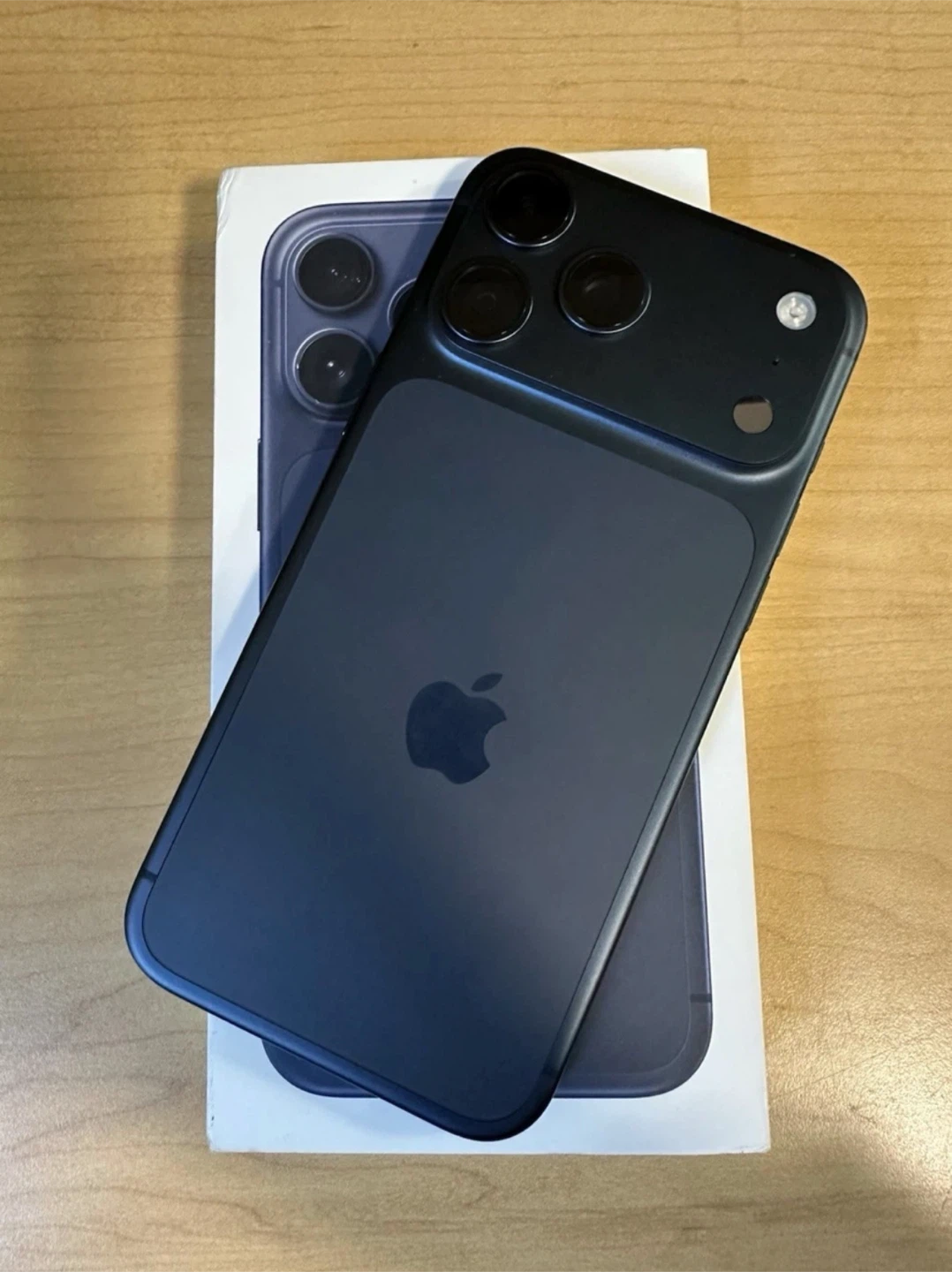 iPhone 17 pro brand new