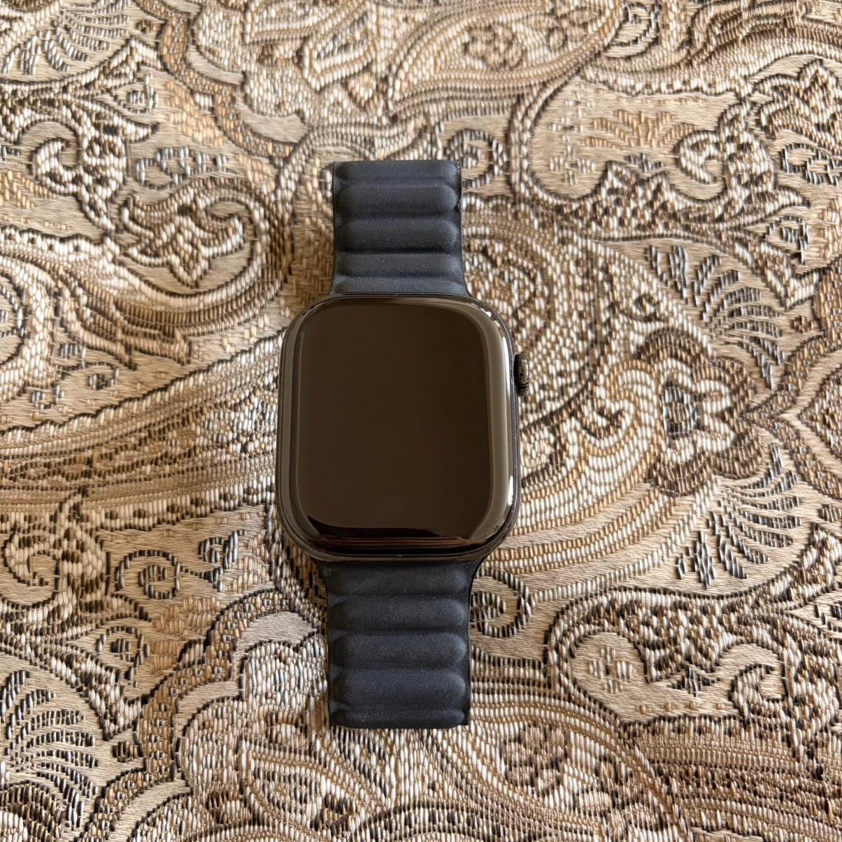 Apple Watch series 10 titanium (GPS and cellular)