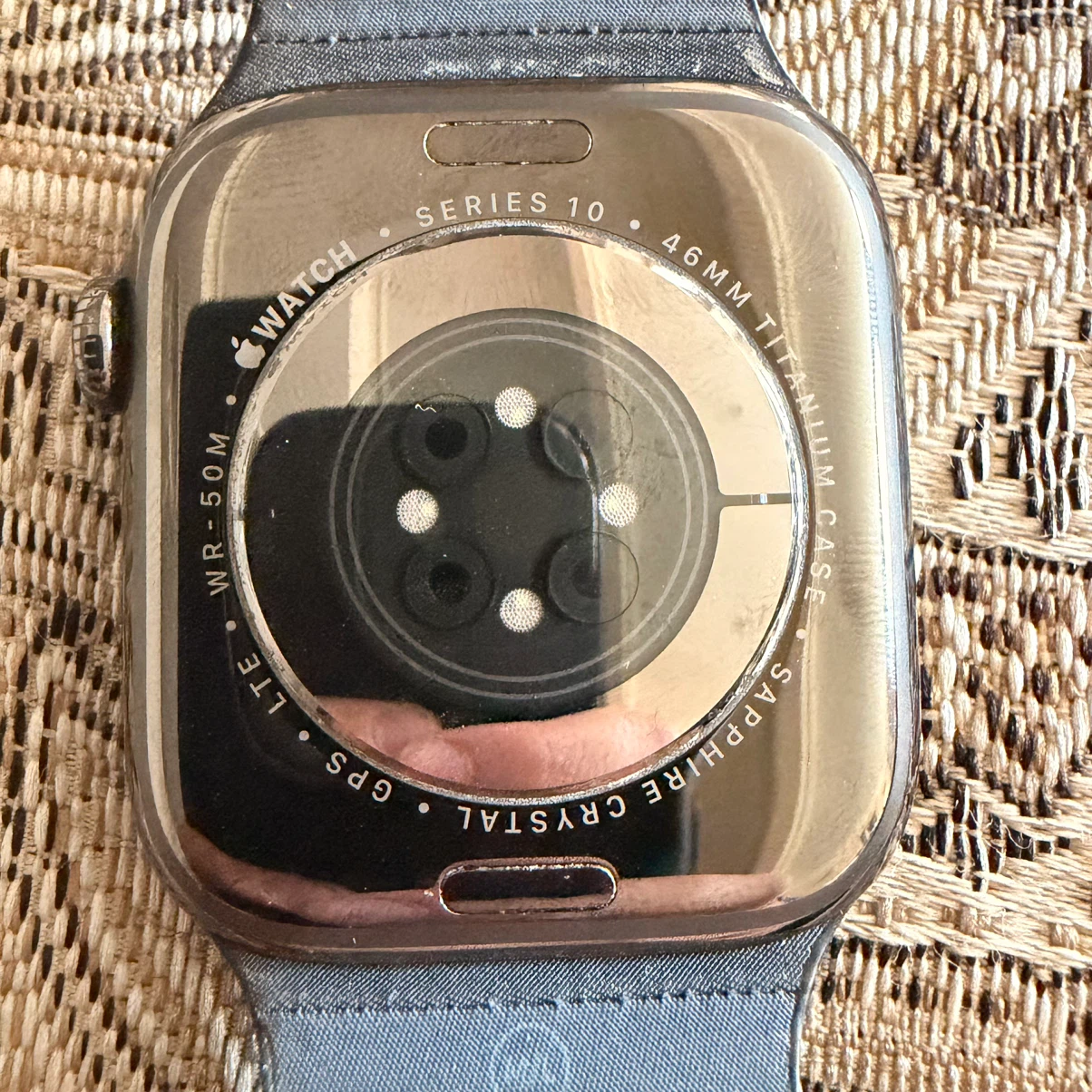 Apple Watch series 10 titanium (GPS and cellular) - photo 2