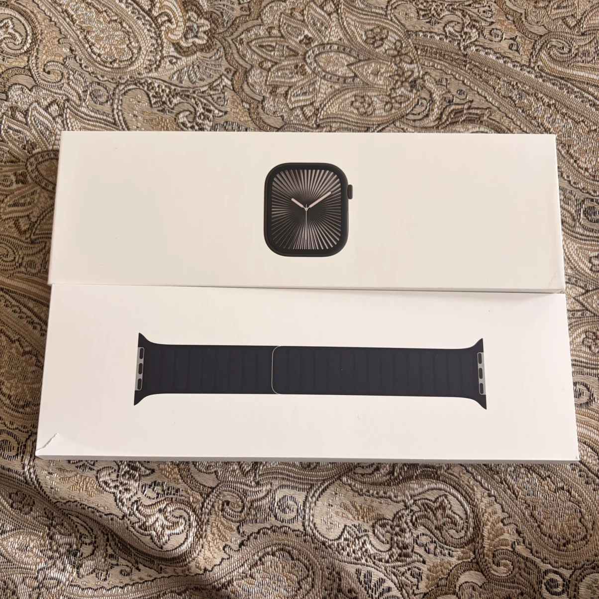 Apple Watch series 10 titanium (GPS and cellular) - photo 3