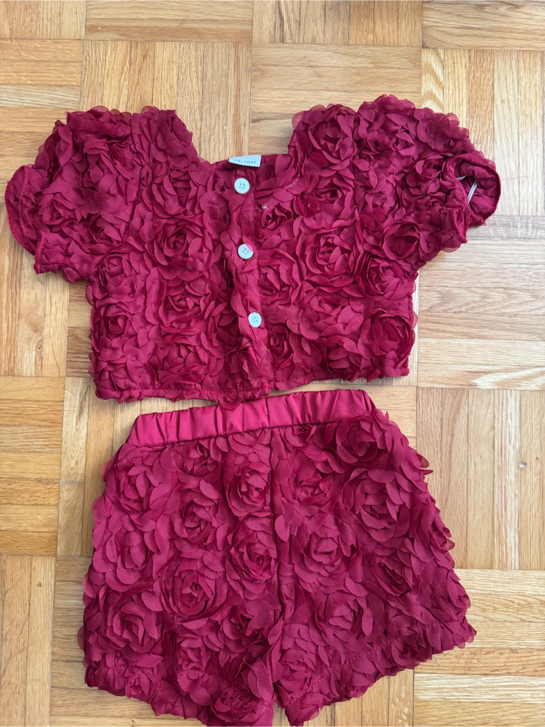 4 Baby Girls Dresses and Outfit Set 12-18M - photo 3