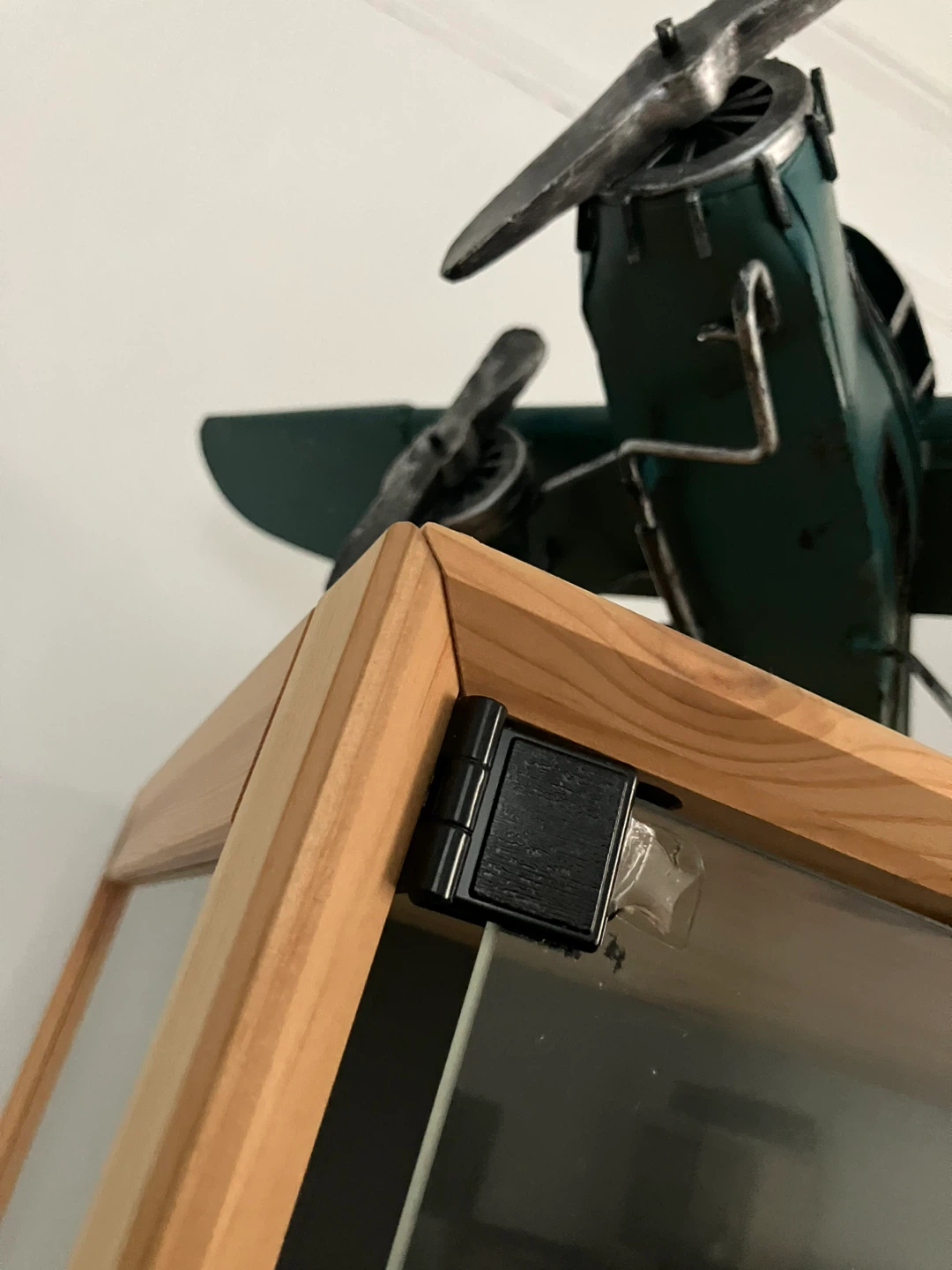 Ikea glass door display cabinet shelf - photo 2