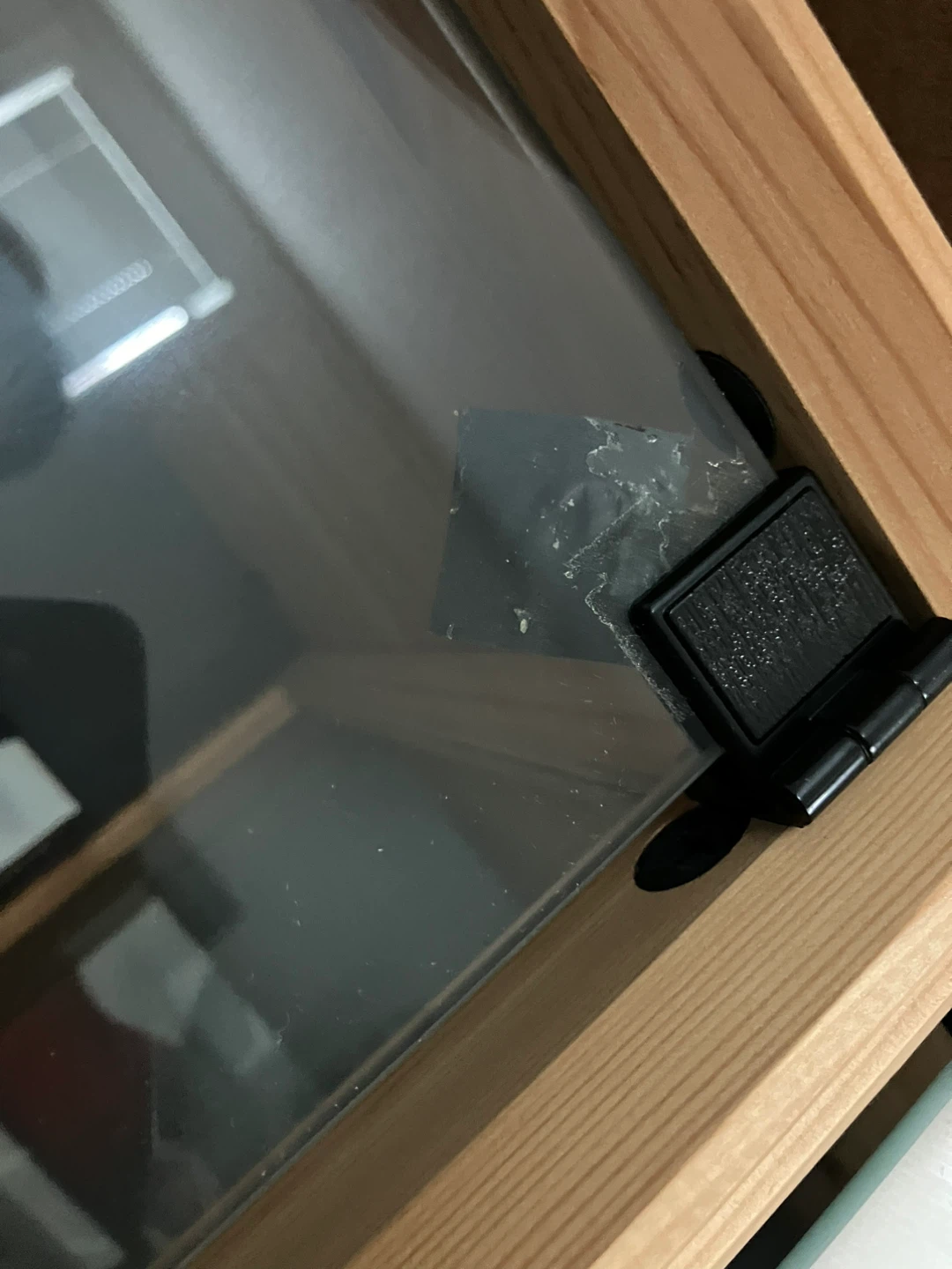 Ikea glass door display cabinet shelf - photo 3