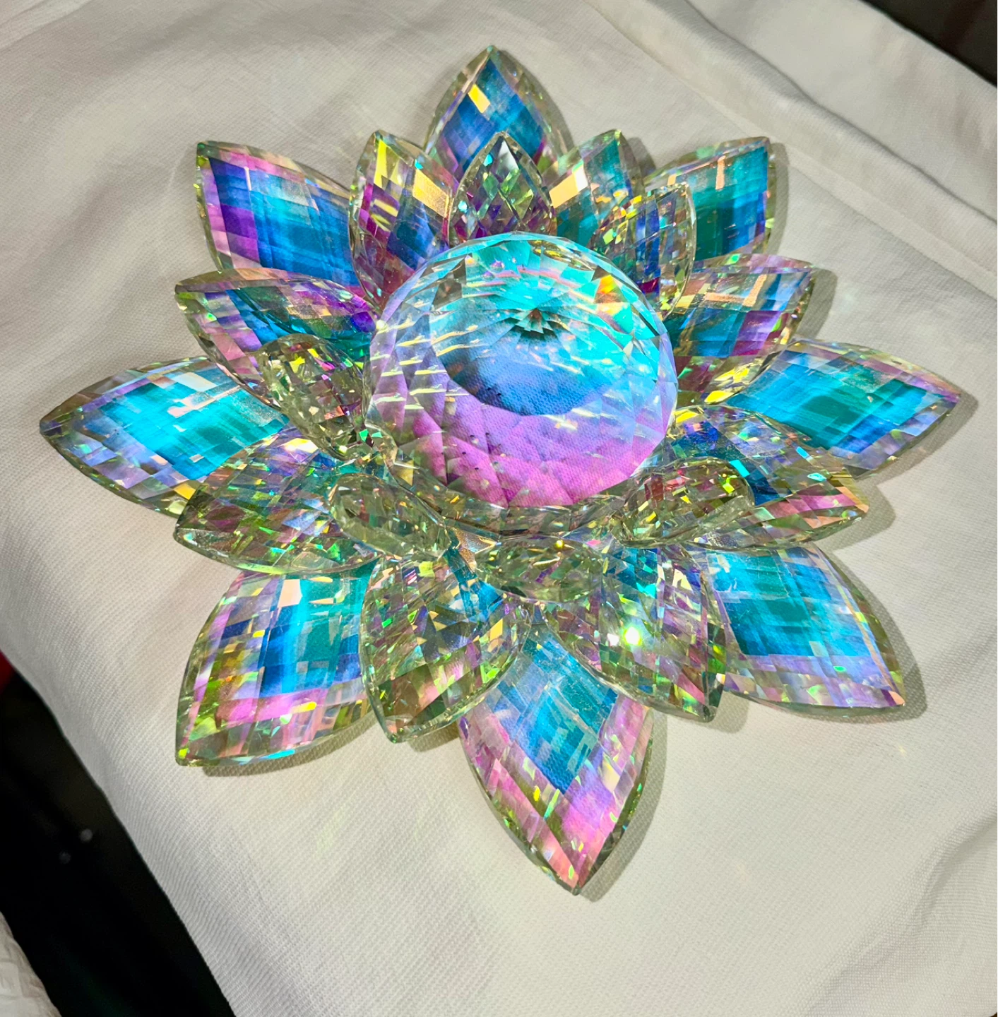 Iridescent Crystal Lotus Flower Figurine - photo 2