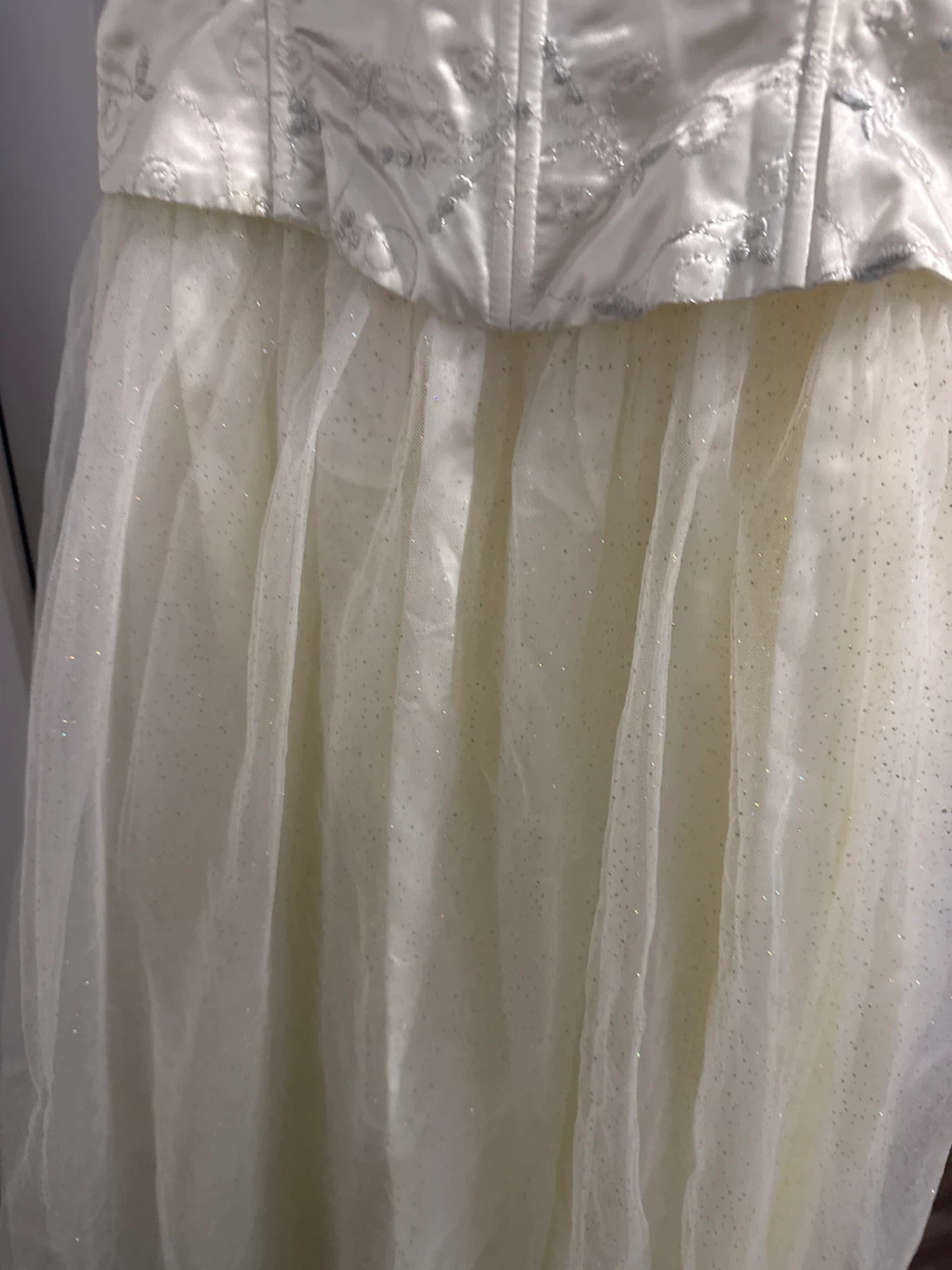 Cream formal dress with glitter tulle - photo 3