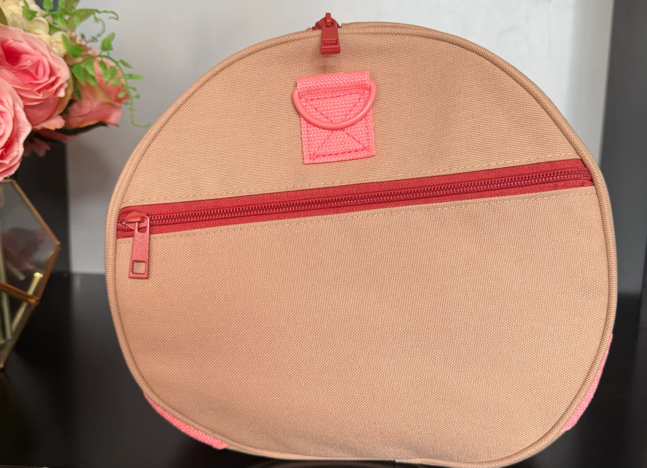 Glossier Duffle Bag Travel Gym Carry On Bag⁠/ 🆕 Retails $74+ tax - photo 4