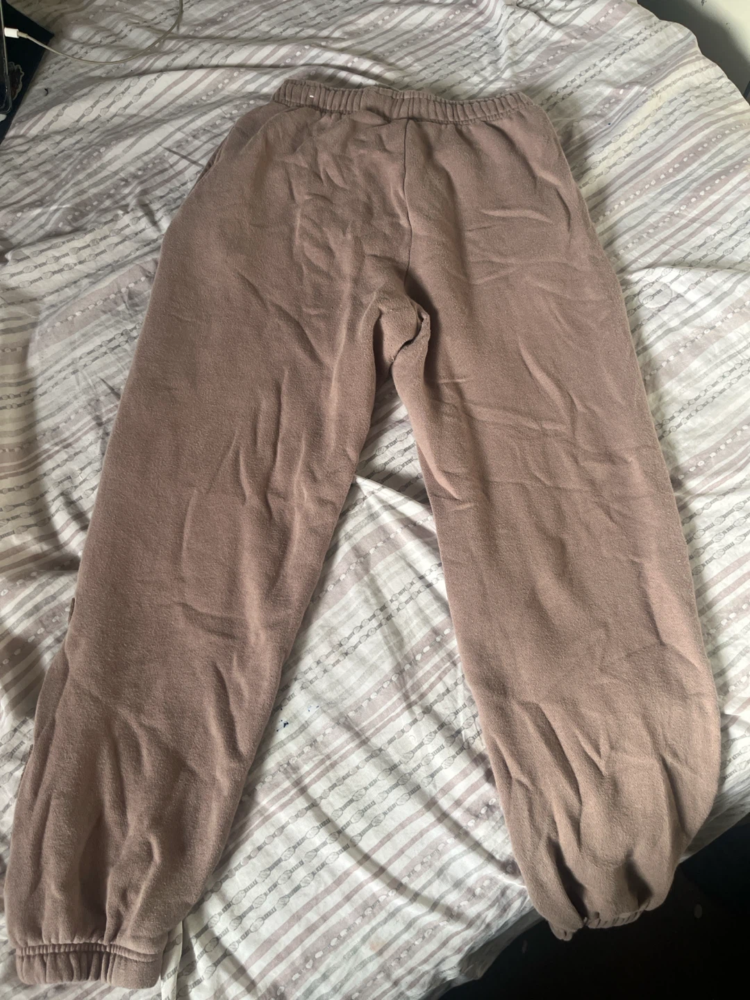 Pink Victoria secret sweatpants - photo 4