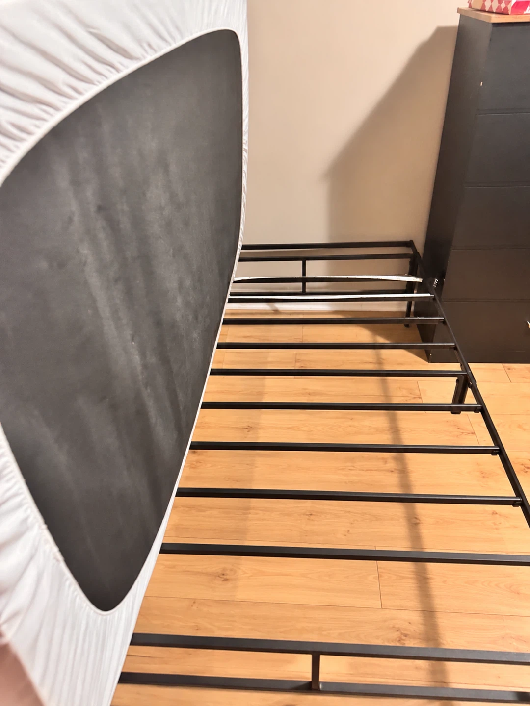 Single Bed Frame and Organic Cotton Mattress